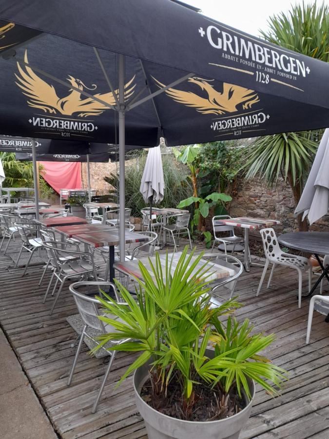 Hotel Les Voyageurs Les Sables-d'Olonne Exterior photo